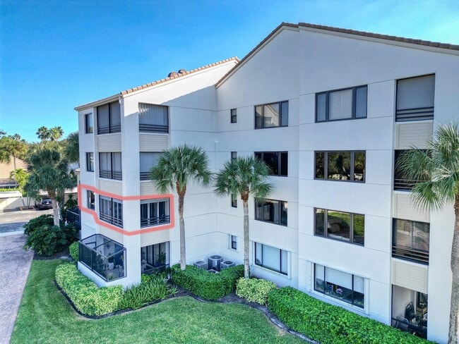 Building Photo - 827 Oak Harbour Dr Unit 827