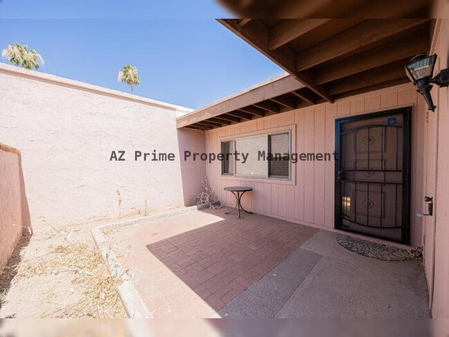 Photo - 6008 W Augusta Ave