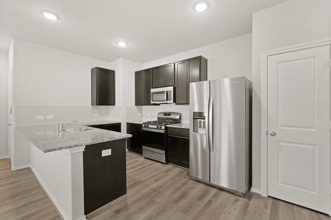 Photo - 1407 Acorn Mdw St