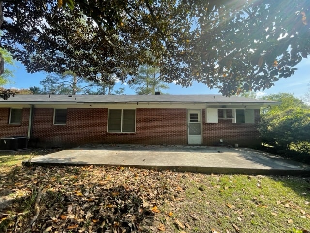 Photo - 1506 Hall Way