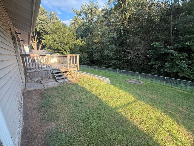 648 Waverly Rd