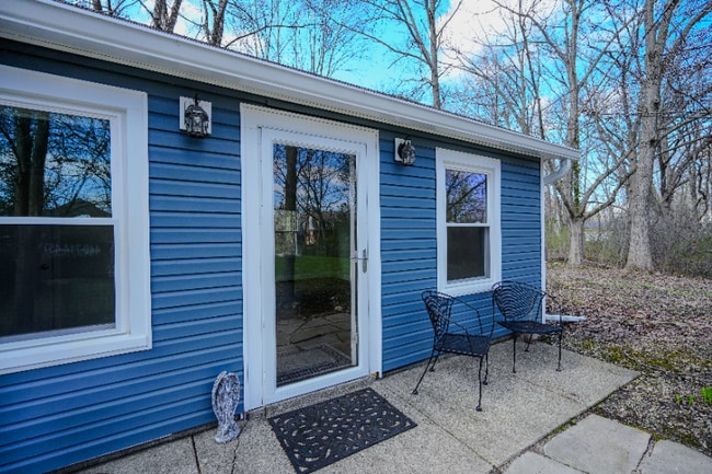 168 Forest St