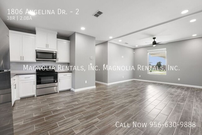 Photo - 1806 Angelina Dr Unit 2