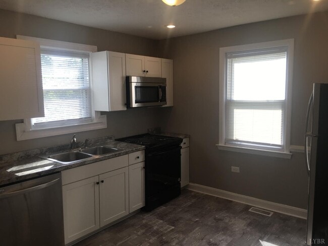 Photo - 1320 St Cloud Ave