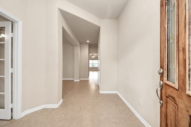 Photo - 7730 Trail Hollow