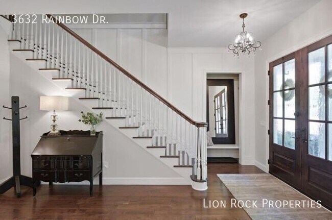 Photo - 3632 Rainbow Dr