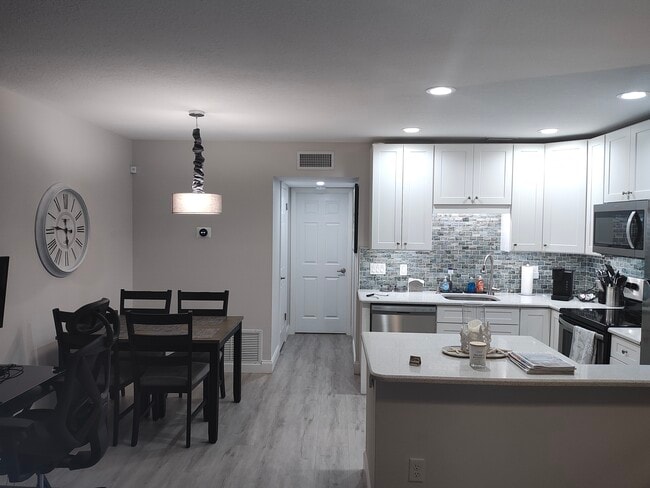 1 Vista Palm Ln Unidad 104
