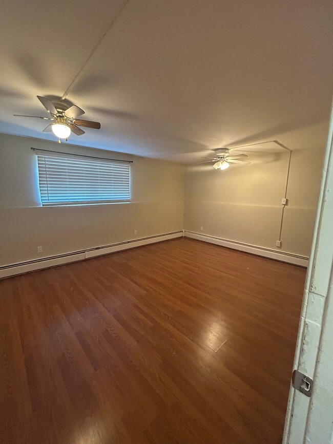 Photo - 14 Tiffany Rd Unit 1