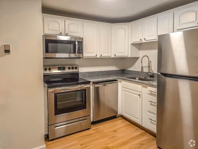 Building Photo - 80 English Village Rd Unit L Rental