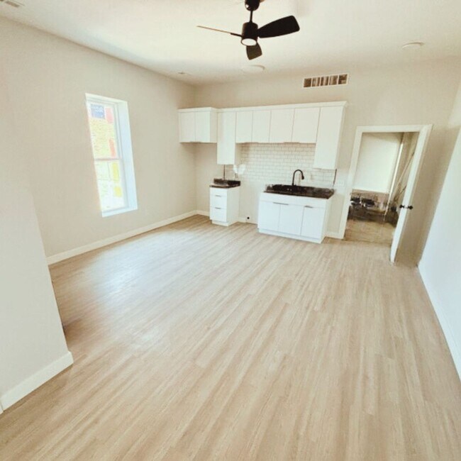 Photo - Monona Flats: Old Charm Meets New