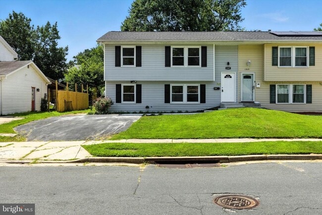 Building Photo - 1307 Farrara Dr Rental