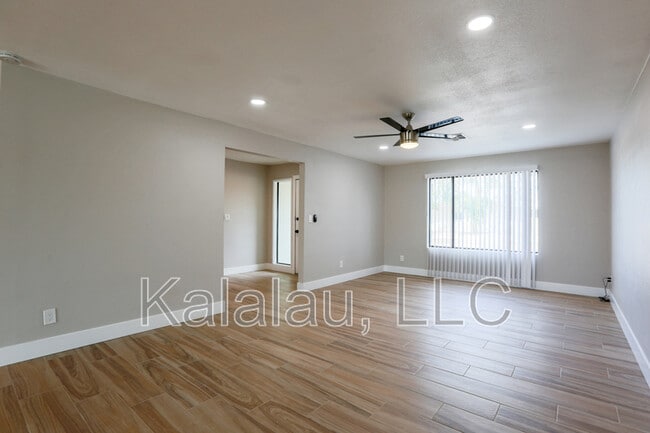 Photo - 1817 E Alameda Dr