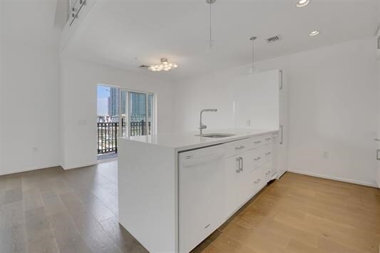 Photo - 15 Warren St Condo Unit 424