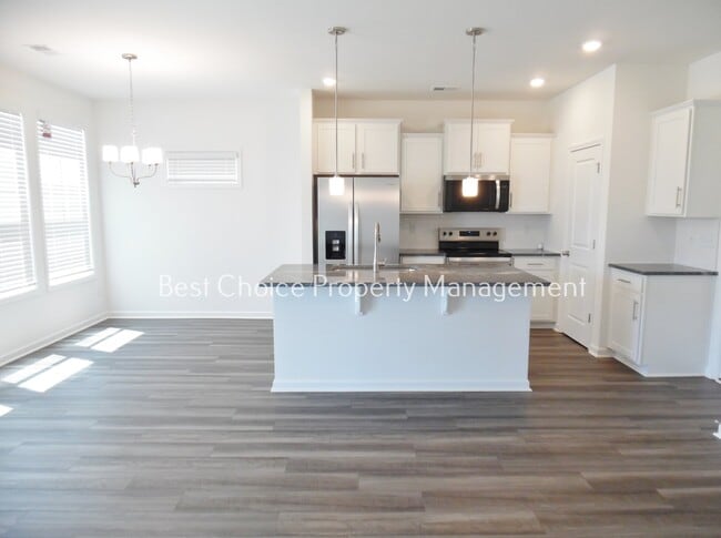 Photo - 245 Brown Cir