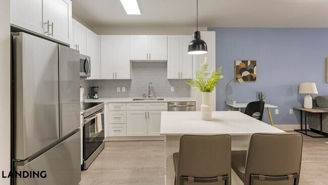 Photo - 15777 Quorum Dr Unidad 2113