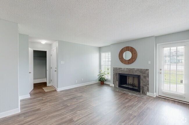 The Cherie 3BD 2BA 1,367 SF - Mirabelle Apartments