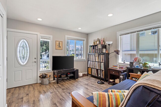 Photo - 14721 32nd Ave NE