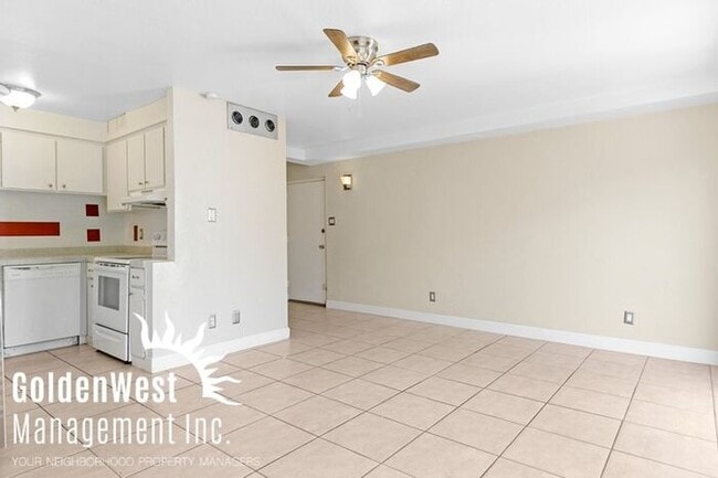 Building Photo - Fantastic 1Bdm 1Ba Midtown Condo Near Ligh...