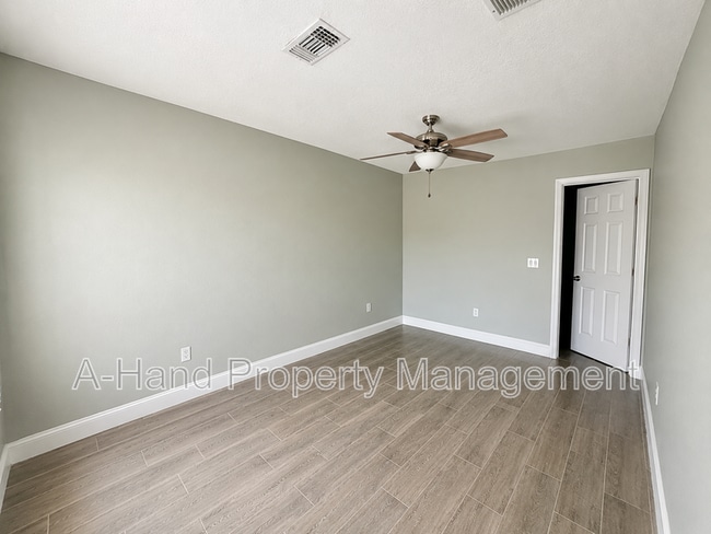 Photo - 1334 Washington Palm Loop Unit B