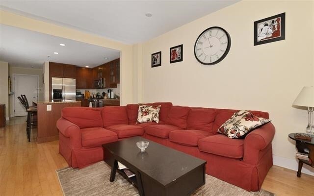 Photo - 1125 Maxwell Ln Unit 404
