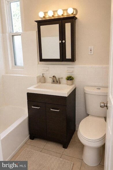 Photo - 63 Galveston Pl SW Unidad 3