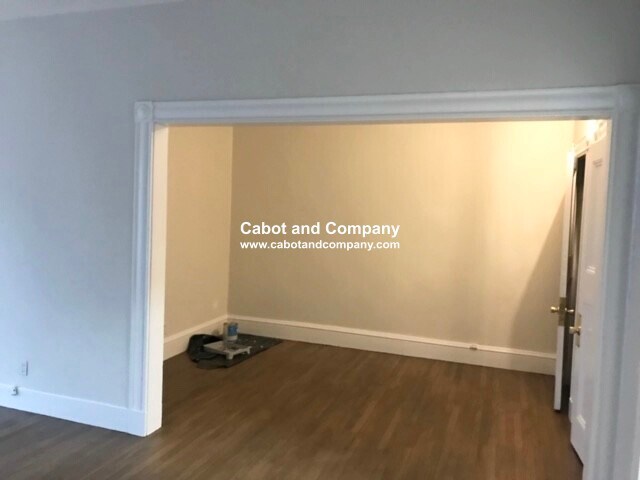 Photo - 473 Beacon St Unidad 4F