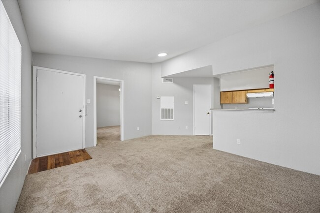 Photo - 1660 W T C Jester Blvd Unit 1012