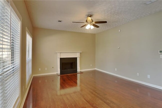 Photo - 2730 Jona Trail