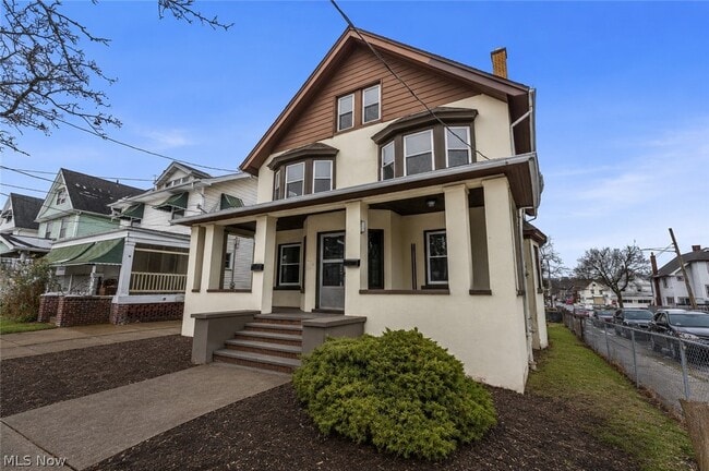 Photo - 4102 Brooklyn Ave Unidad 4102/Right