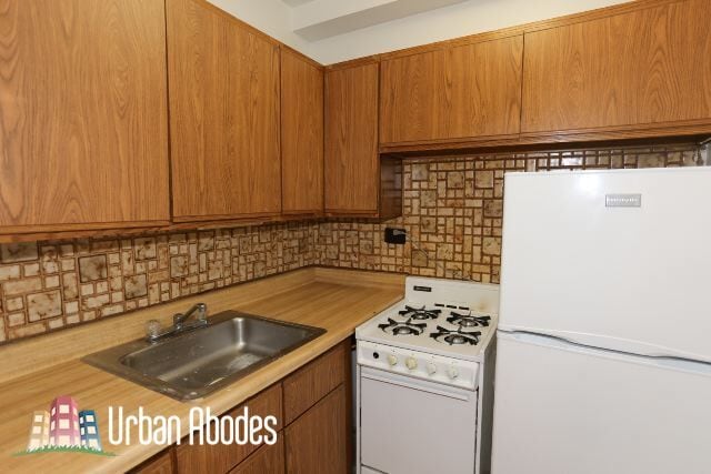 Photo - 739 W Belmont Ave Unit M05B