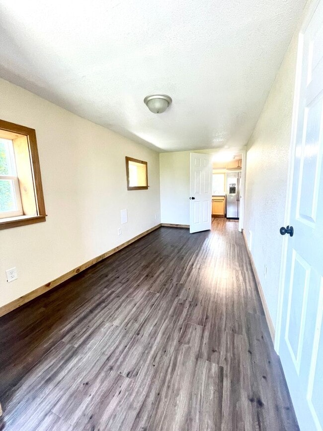 Photo - 519 E 7th St Unit A