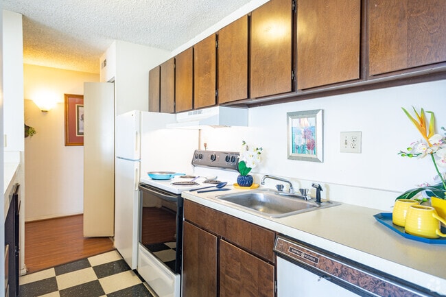 2BR, 2BA - Kingly Ones and Briarwood Court Apartments