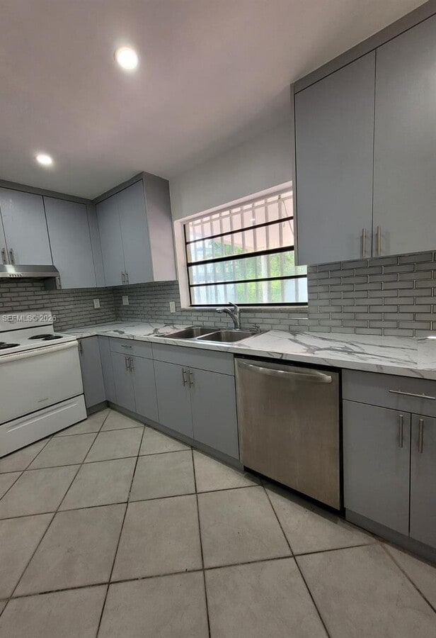 Photo - 2438 SW 109th Ct