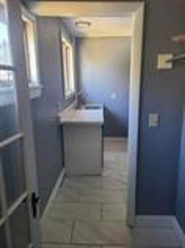 Photo - 12 Autumn St Unit 2
