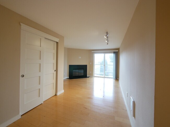 Photo - Exceptional Condo in Capitol Hill Available for Rent!