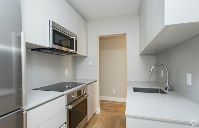 Building Photo - 289 Chestnut Ave Unit 10 Rental