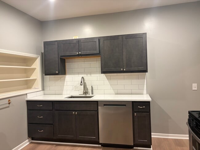 Photo - 1429 Quarry Ave NW Unit 1