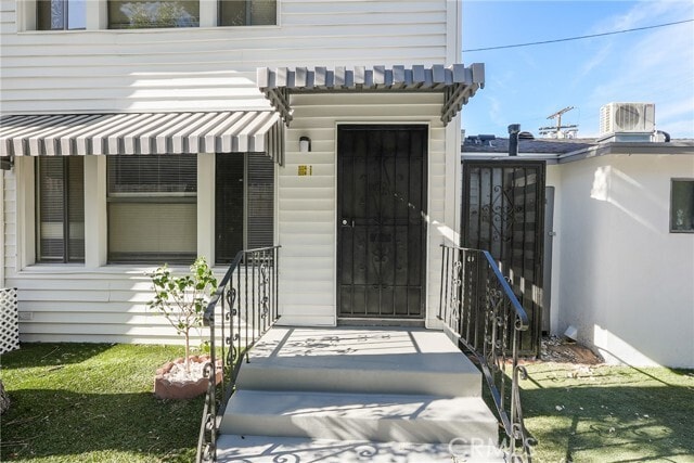 Photo - 5334 Cleon Ave Unidad 1