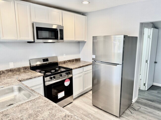 Photo - 4225 8th Ave