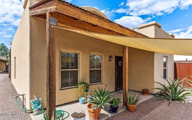 Building Photo - Charming 2 Bedroom, 2 Bathroom Home in Tucson, AZ