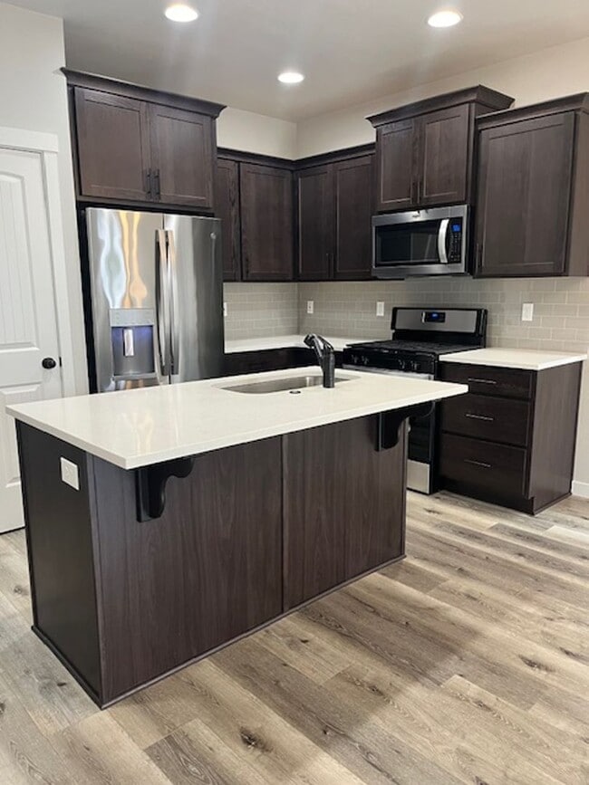 Photo - Coming soon - 3 Bedroom 2.5 Bath Newberg OR