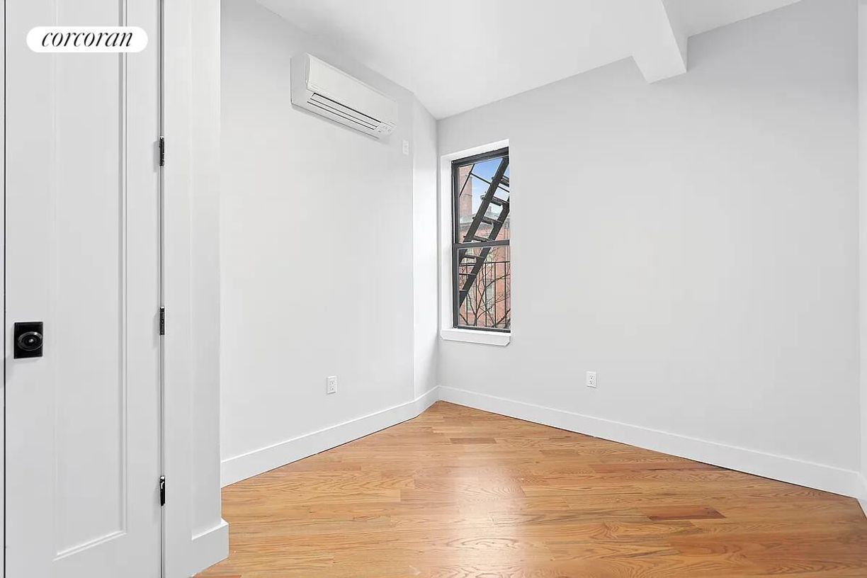 Photo - 677 Vanderbilt Ave Condo