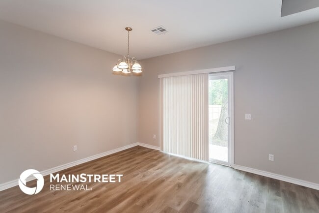 Photo - 219 Grandview Rd