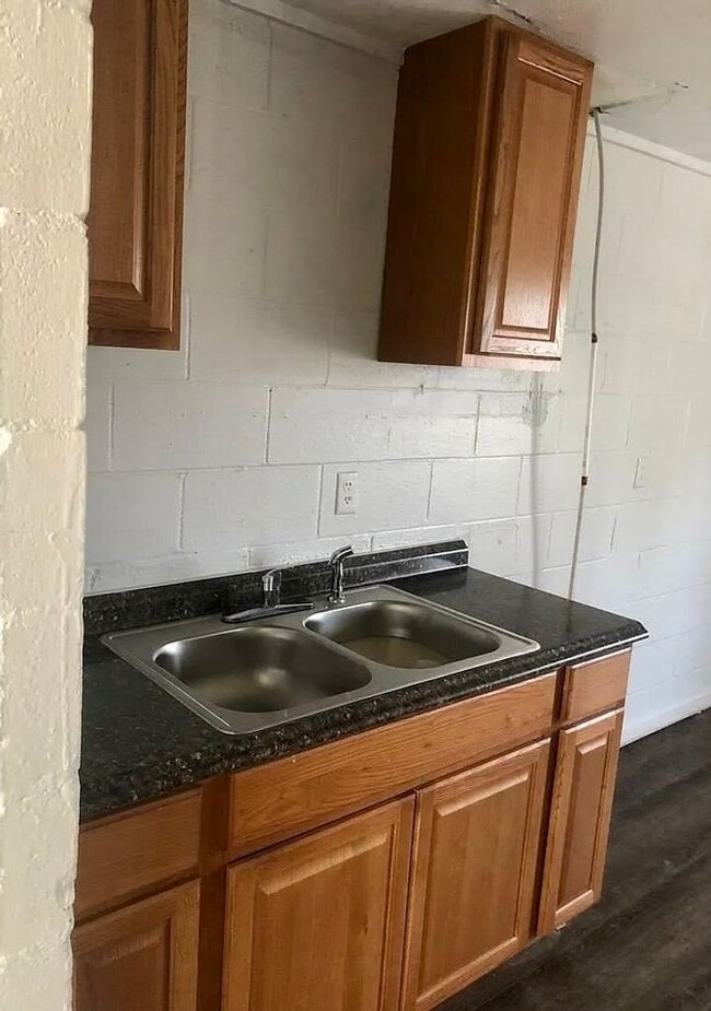 Photo - 303 Flintside Dr