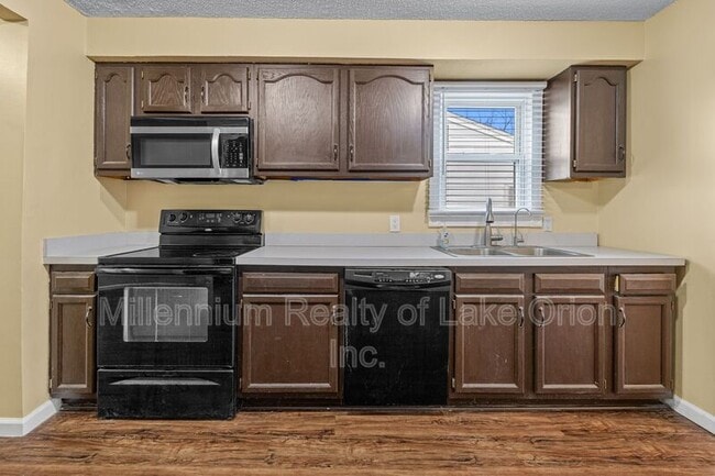 Photo - 5394 Drayton Rd