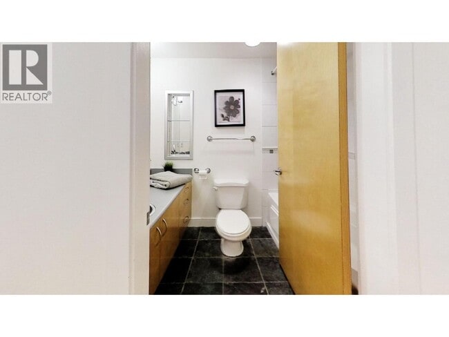 Photo - 1216 Homer St