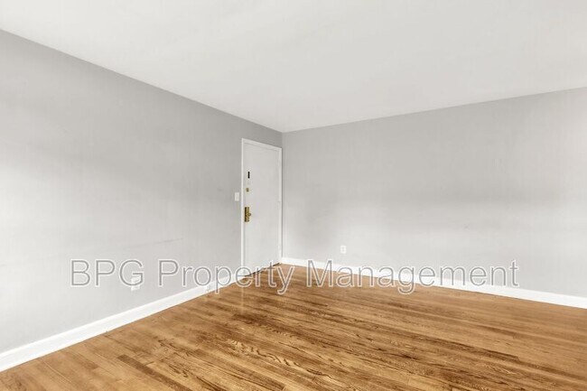 Photo - 5721 11th St N Unidad #7