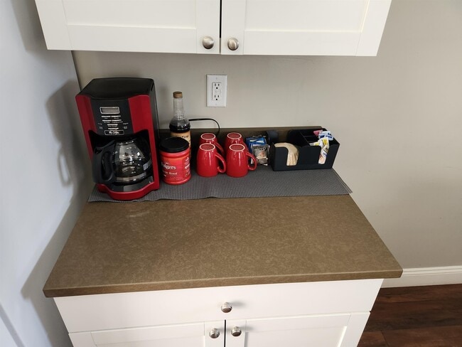 Photo - 661 Hevey St Unit Second Floor