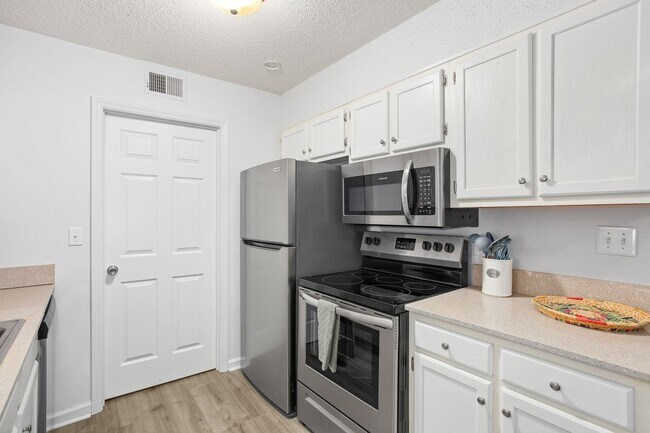 Photo - Furnished 1-Bedroom Condo with Modern Updates in Winston-Salem