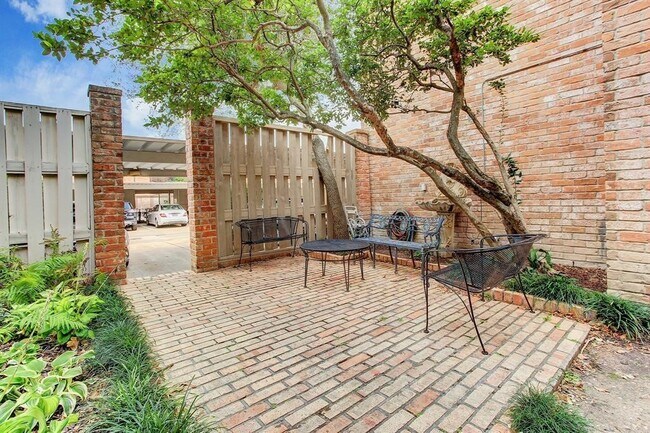 Photo - 2400 N Braeswood Blvd Unit 120